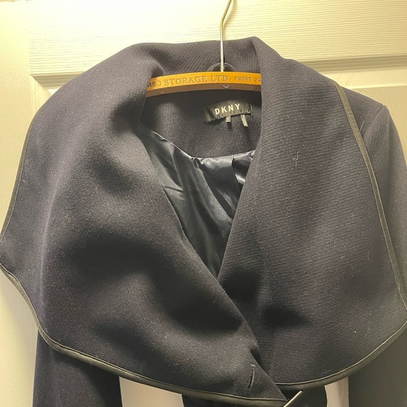 Women's DKNY wool Coat - Never worn - Picture 10 of 12